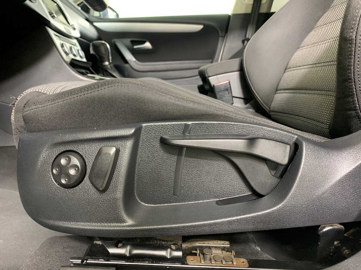 Б/У Фольксваген Пассат ЦЦ 2013 года. Фото: #16