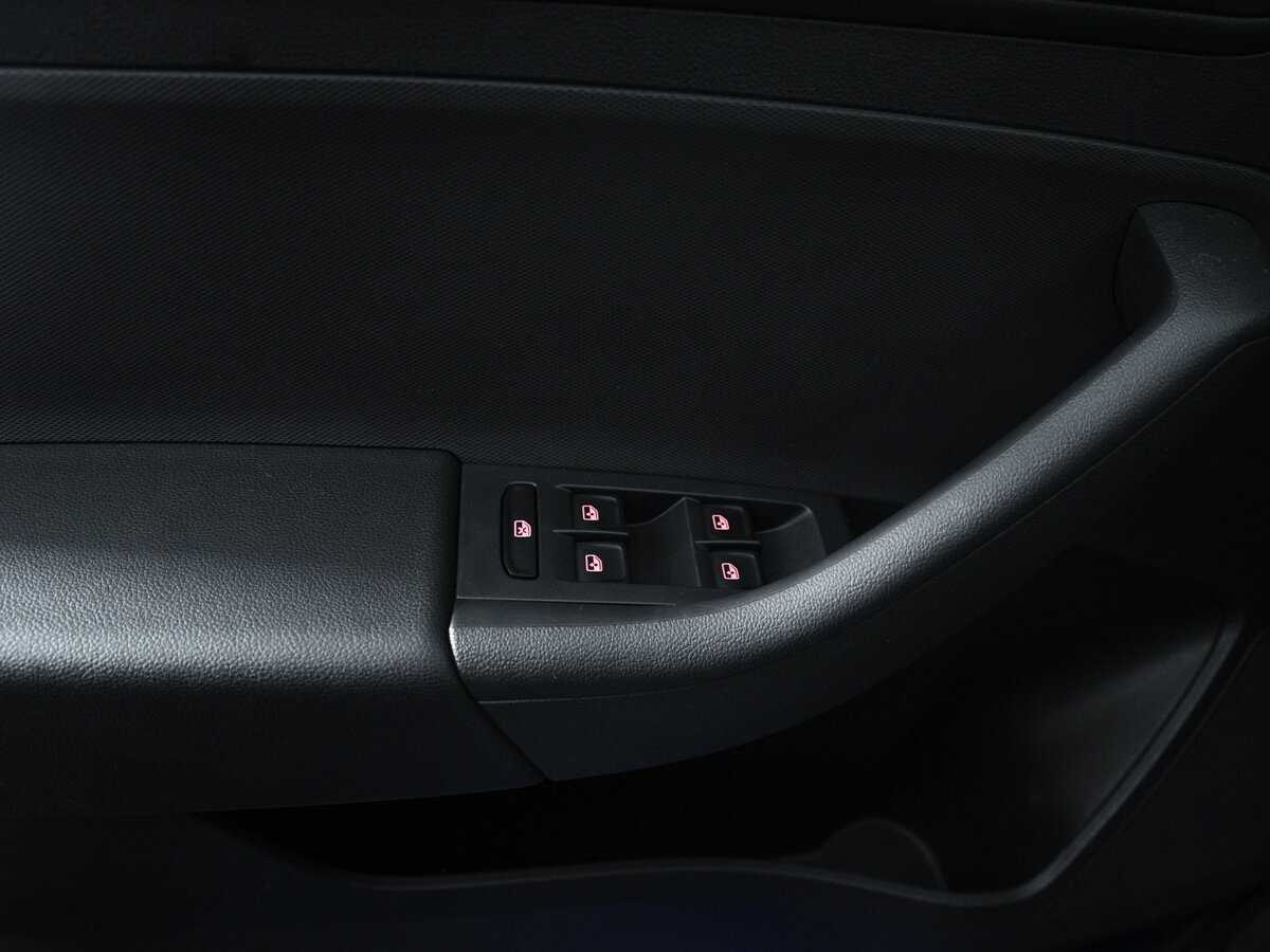 Б/У Фольксваген Поло 2020 года. Фото: #11