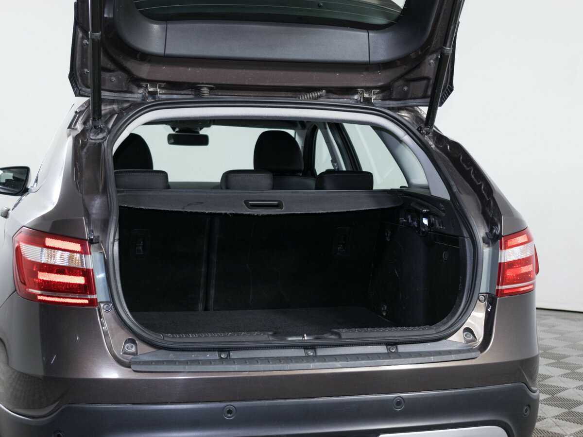 Б/У Лада (ВАЗ) Веста 2019 года. Фото: #6