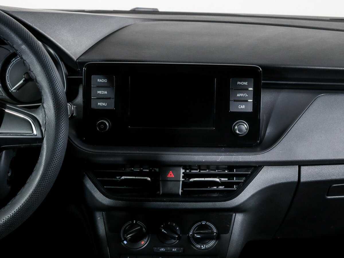 Б/У Шкода Рапид 2021 года. Фото: #9