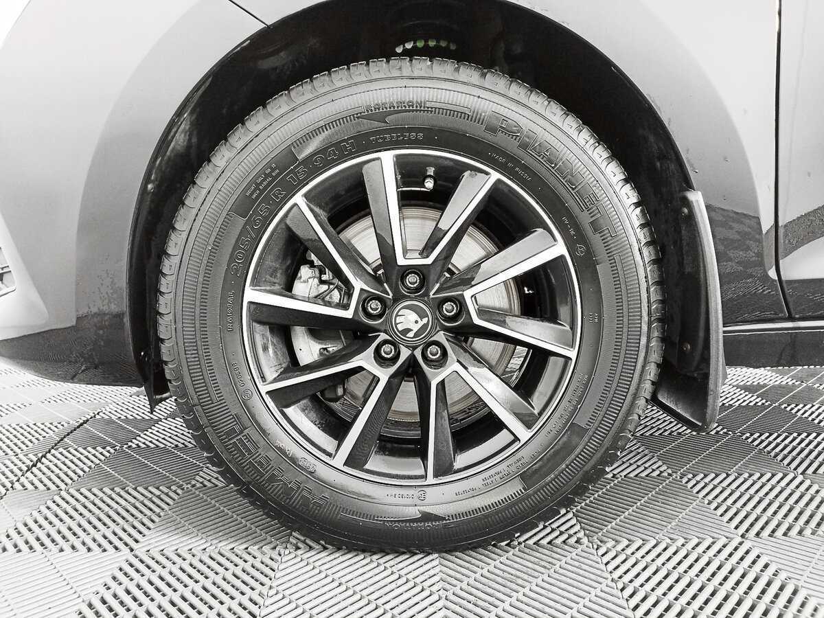 Б/У Шкода Рапид 2021 года. Фото: #15