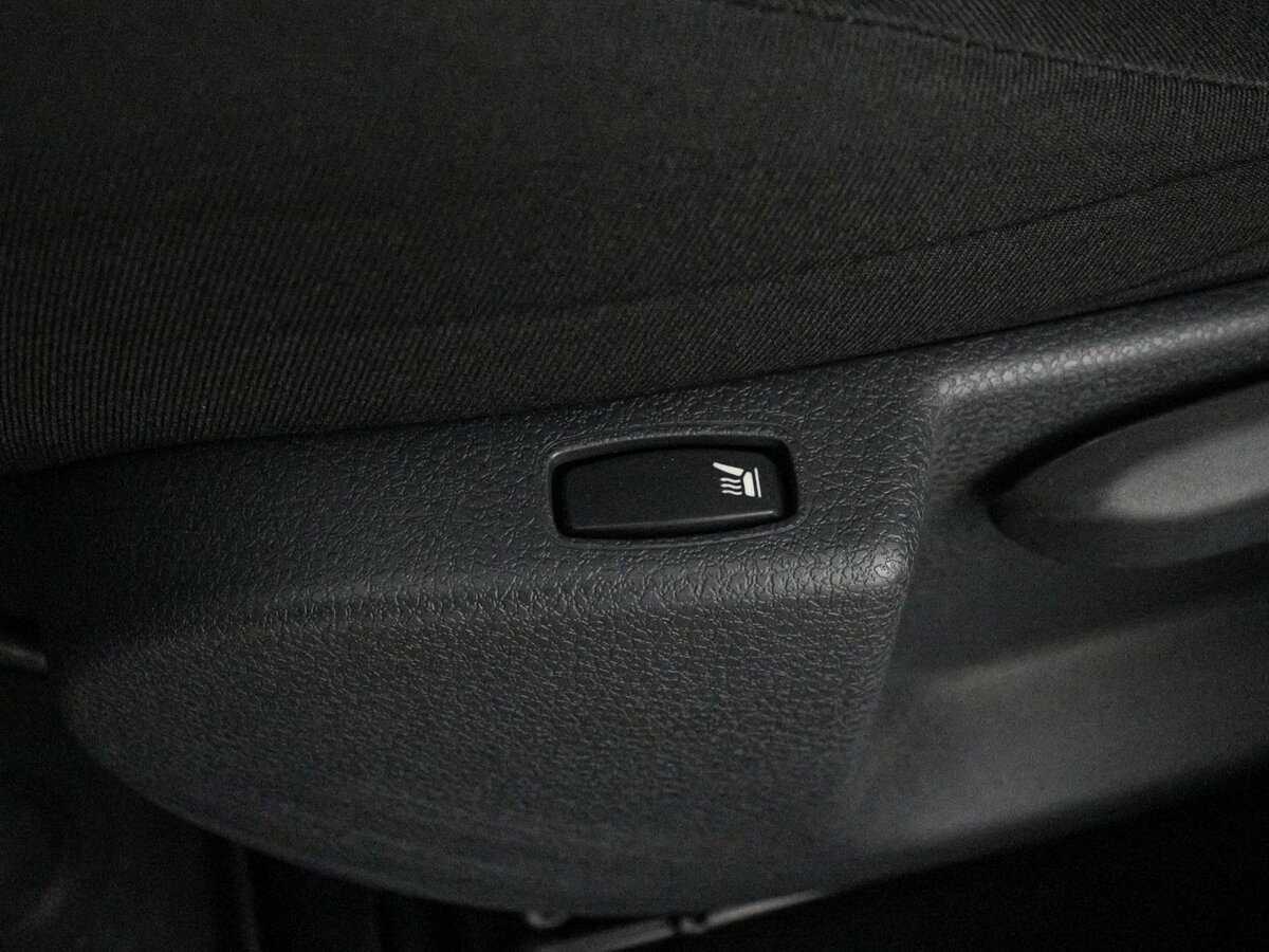 Б/У Рено Сандеро 2015 года. Фото: #10