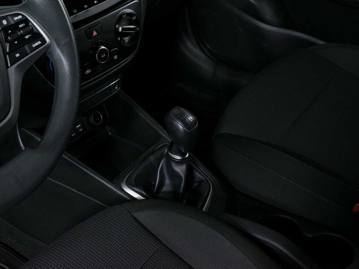 Б/У Хендай Солярис 2018 года. Фото: #12