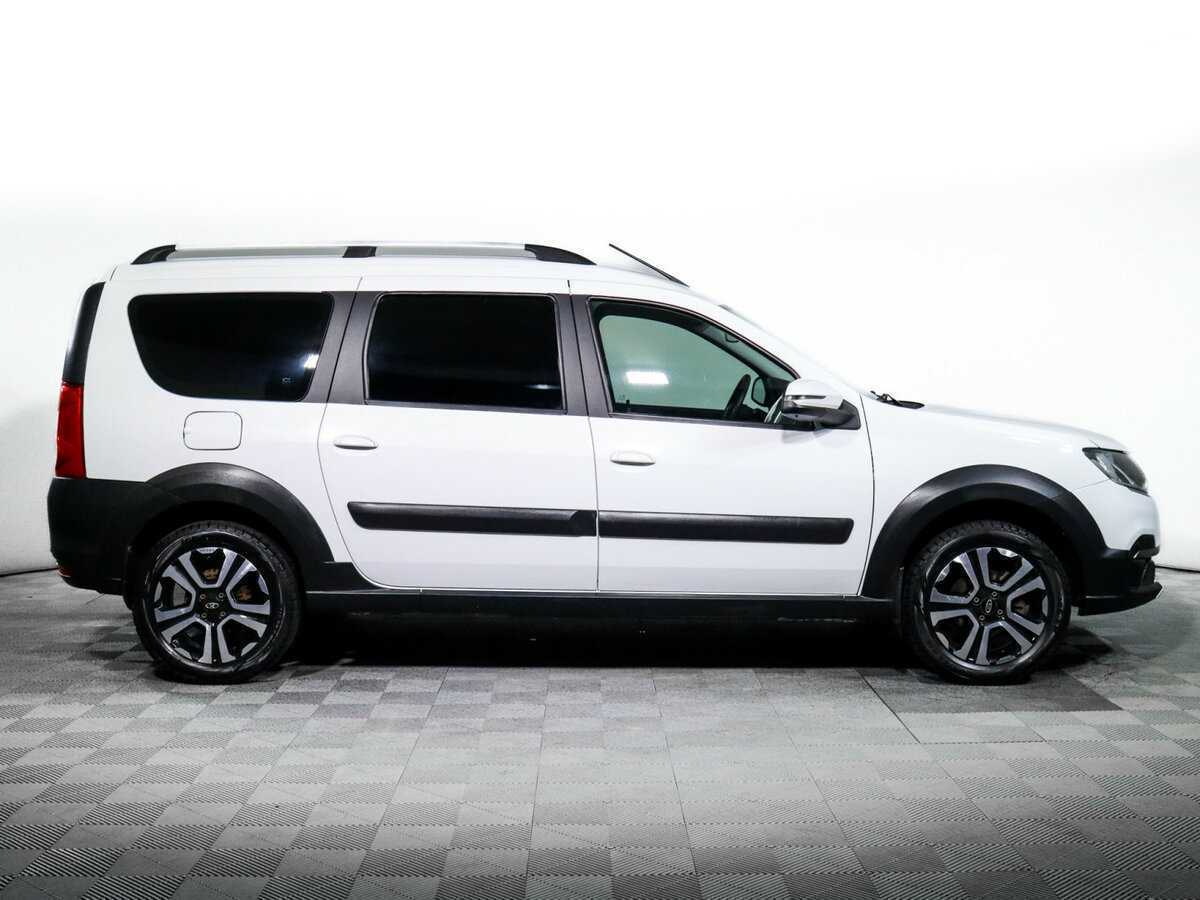 Б/У Лада (ВАЗ) Ларгус 2021 года. Фото: #3