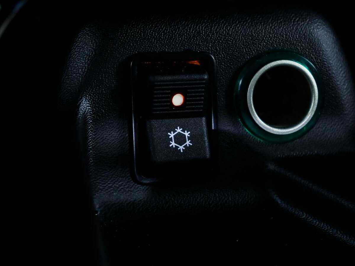 Б/У Лада (ВАЗ) 2121 (4х4) 2016 года. Фото: #17