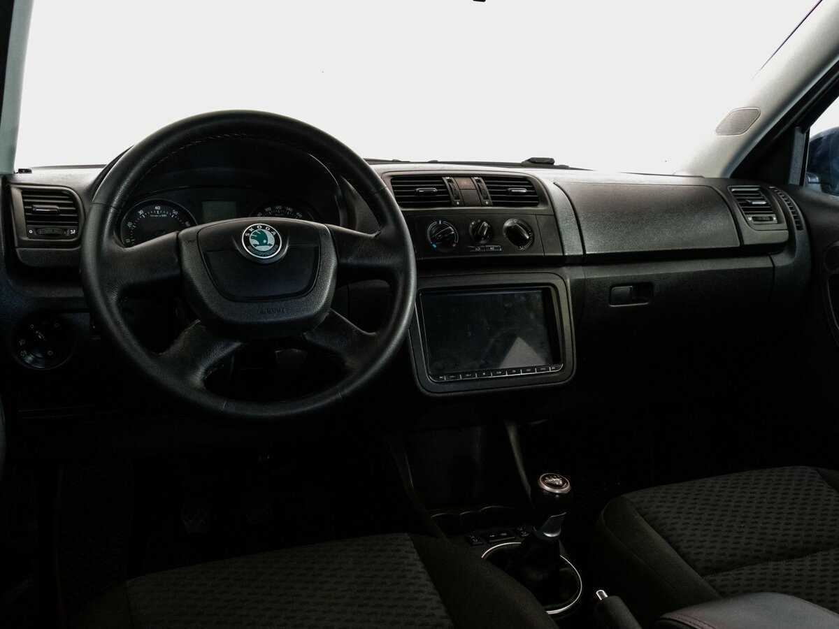 Б/У Шкода Фабия 2012 года. Фото: #10