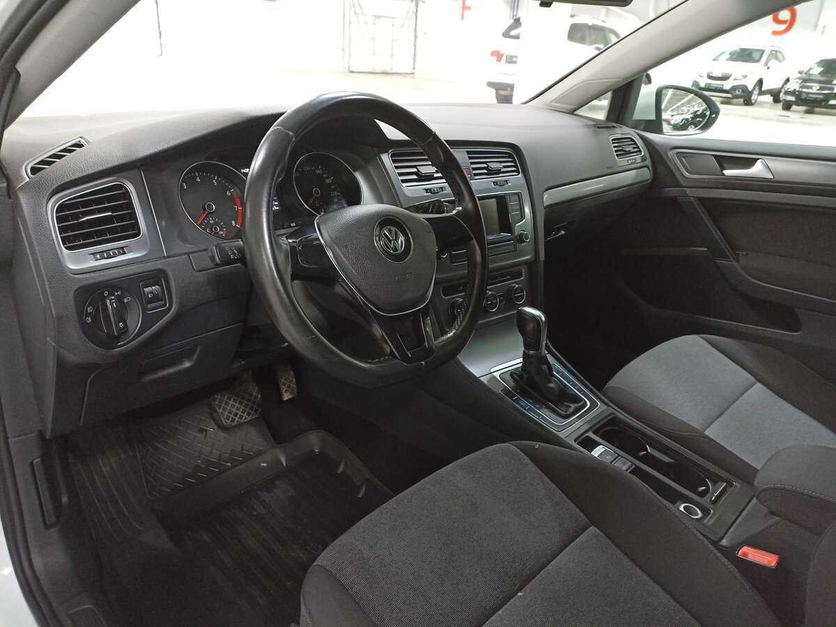 Б/У Фольксваген Гольф 2013 года. Фото: #15