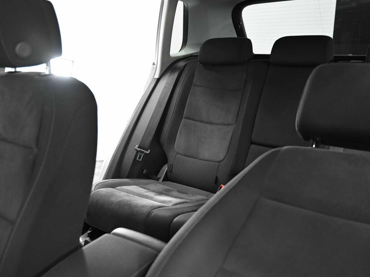 Б/У Фольксваген Тигуан 2016 года. Фото: #13