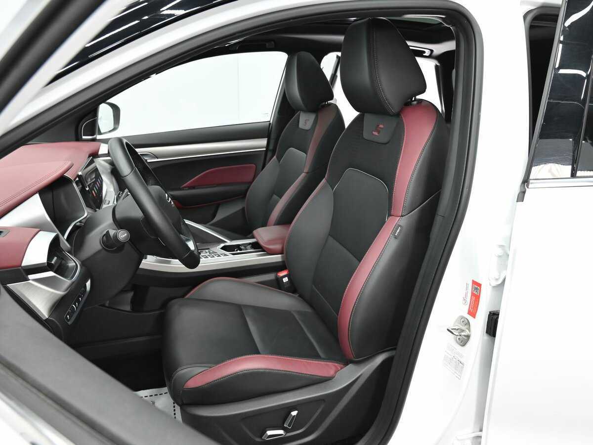 Б/У Джили Кулрэй 2022 года. Фото: #7