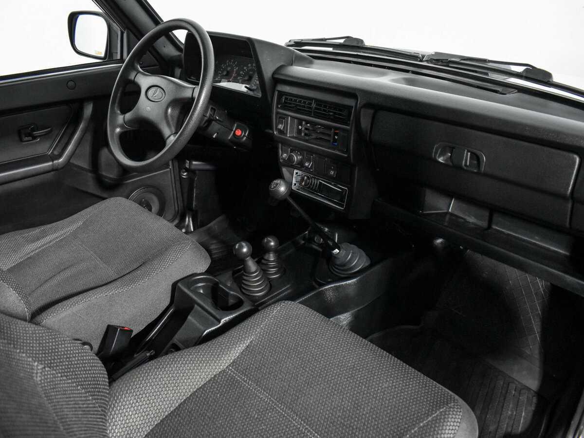 Б/У Лада (ВАЗ) 2131 (4х4) 2015 года. Фото: #11