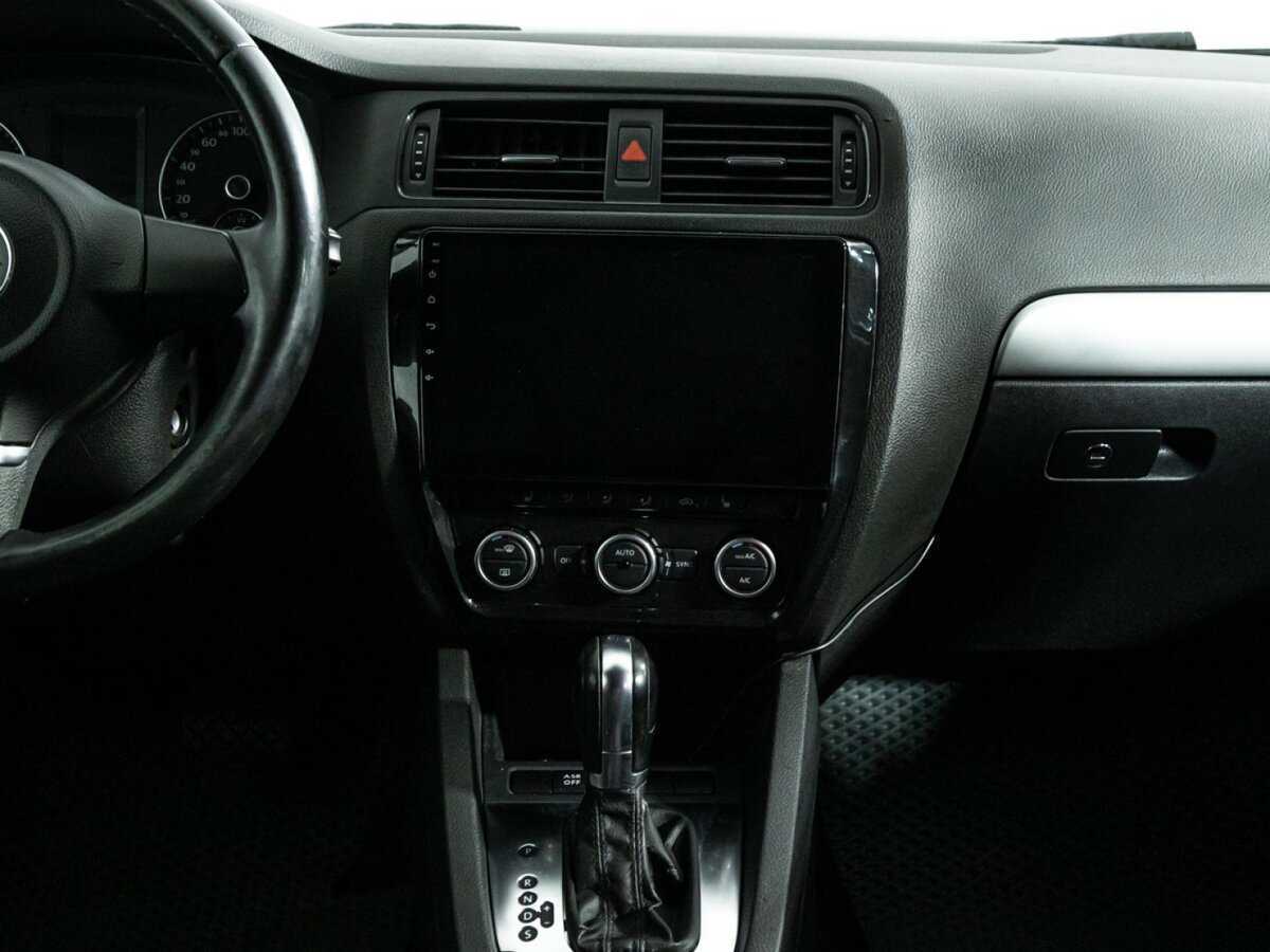 Б/У Фольксваген Джетта 2012 года. Фото: #13