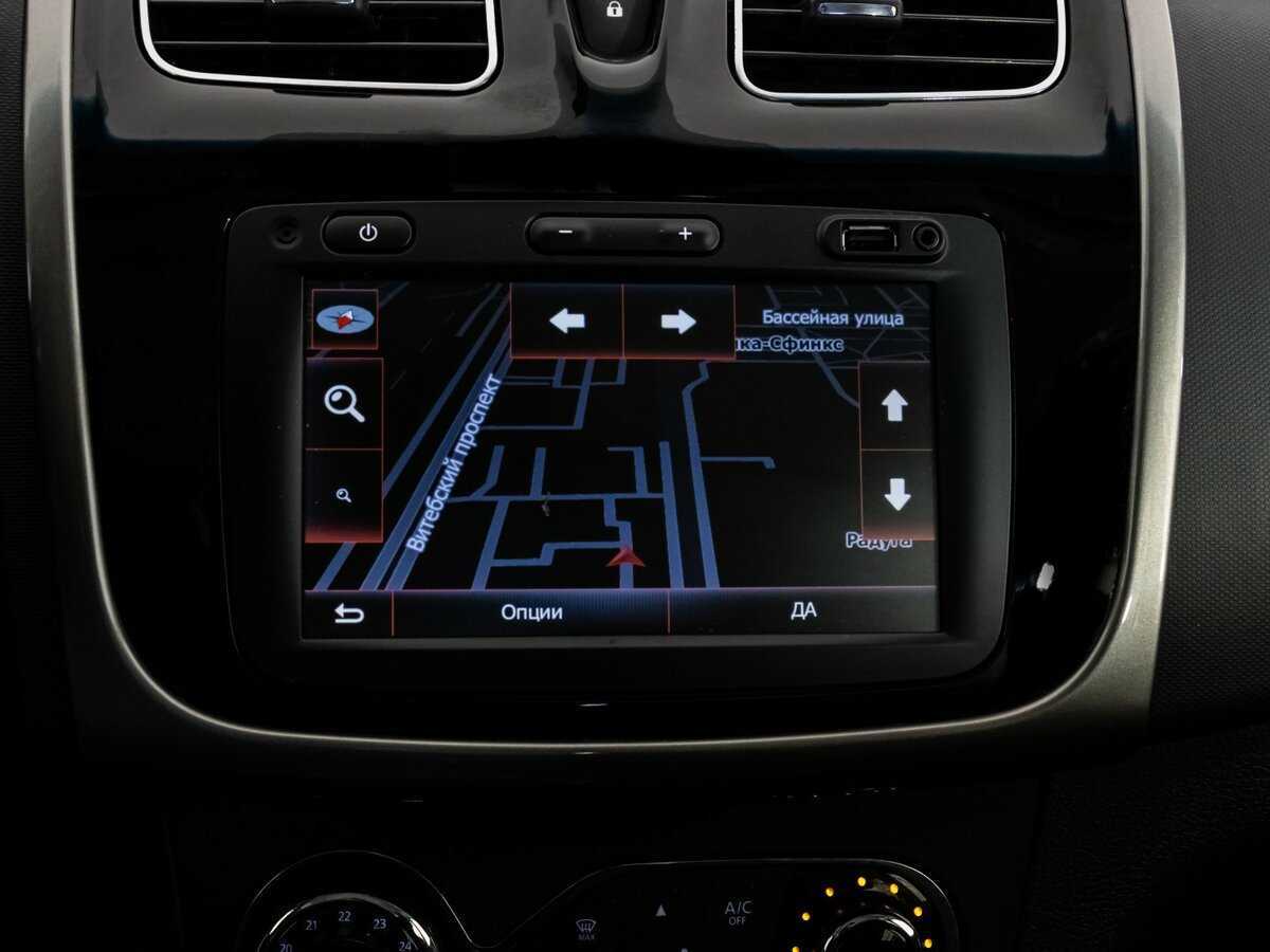 Б/У Рено Сандеро 2018 года. Фото: #10