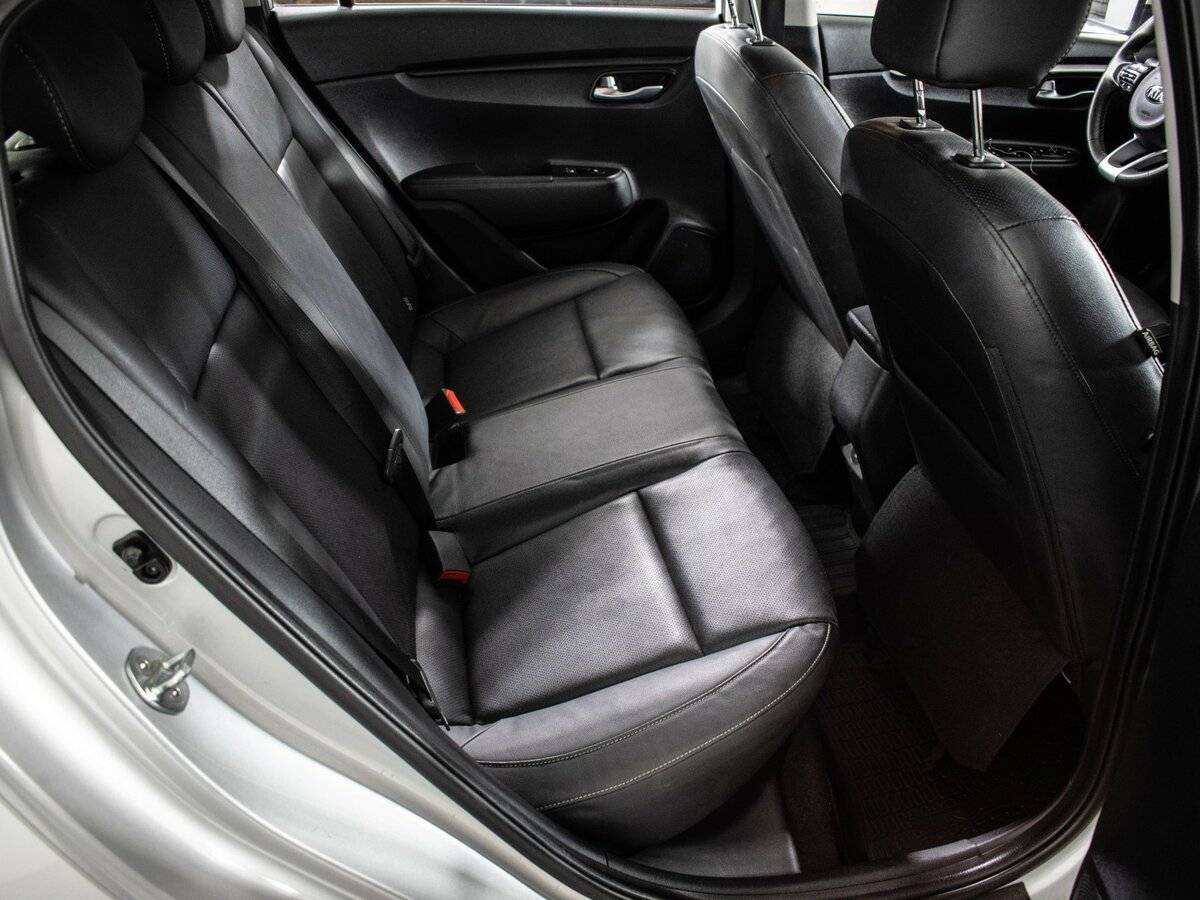 Б/У Киа Рио 2021 года. Фото: #10