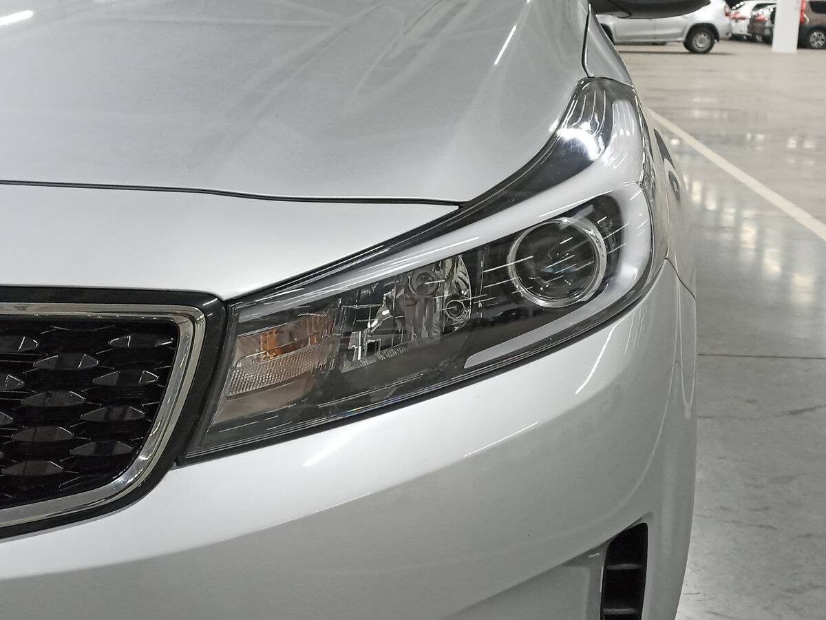 Б/У Киа Церато 2018 года. Фото: #16