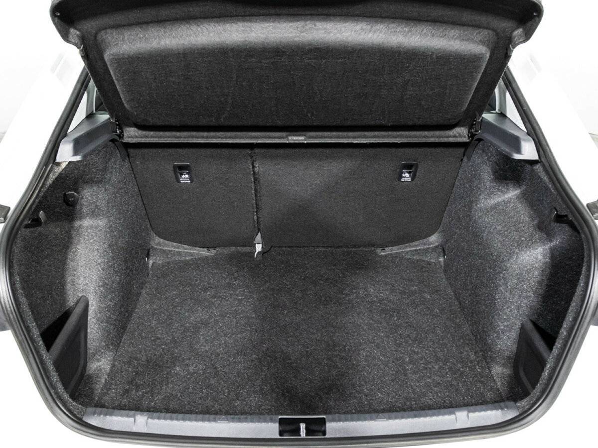 Б/У Шкода Рапид 2022 года. Фото: #14