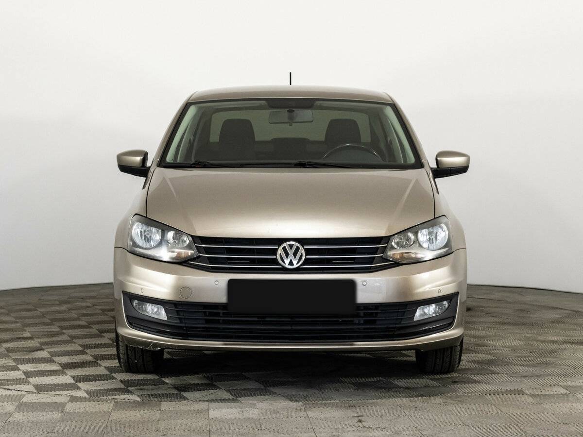 Б/У Фольксваген Поло 2017 года. Фото: #1