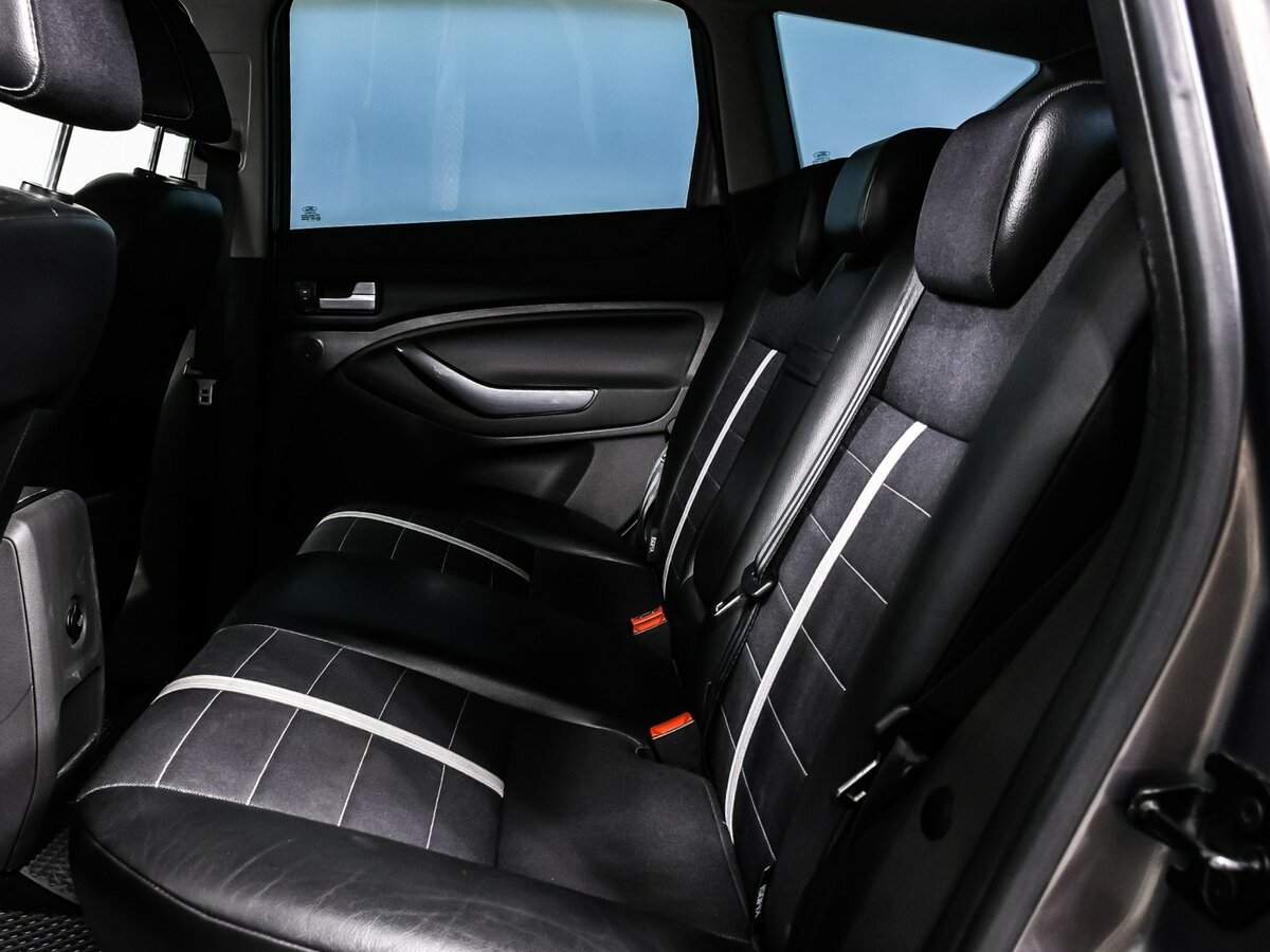 Б/У Форд Куга 2012 года. Фото: #11