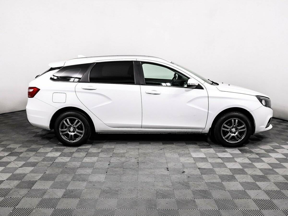 Б/У Лада (ВАЗ) Веста 2020 года. Фото: #3