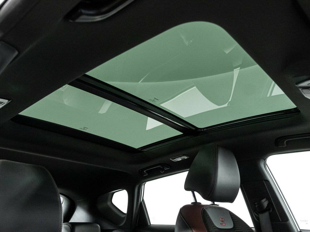 Б/У Джили Кулрэй 2021 года. Фото: #20