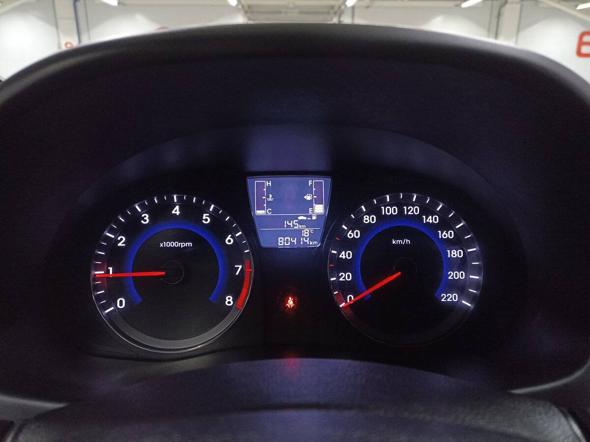 Б/У Хендай Солярис 2016 года. Фото: #12