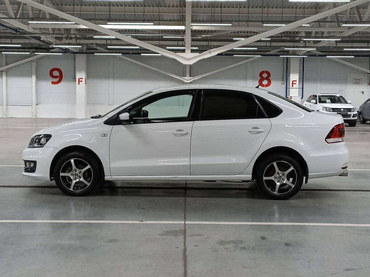 Б/У Фольксваген Поло 2016 года. Фото: #7
