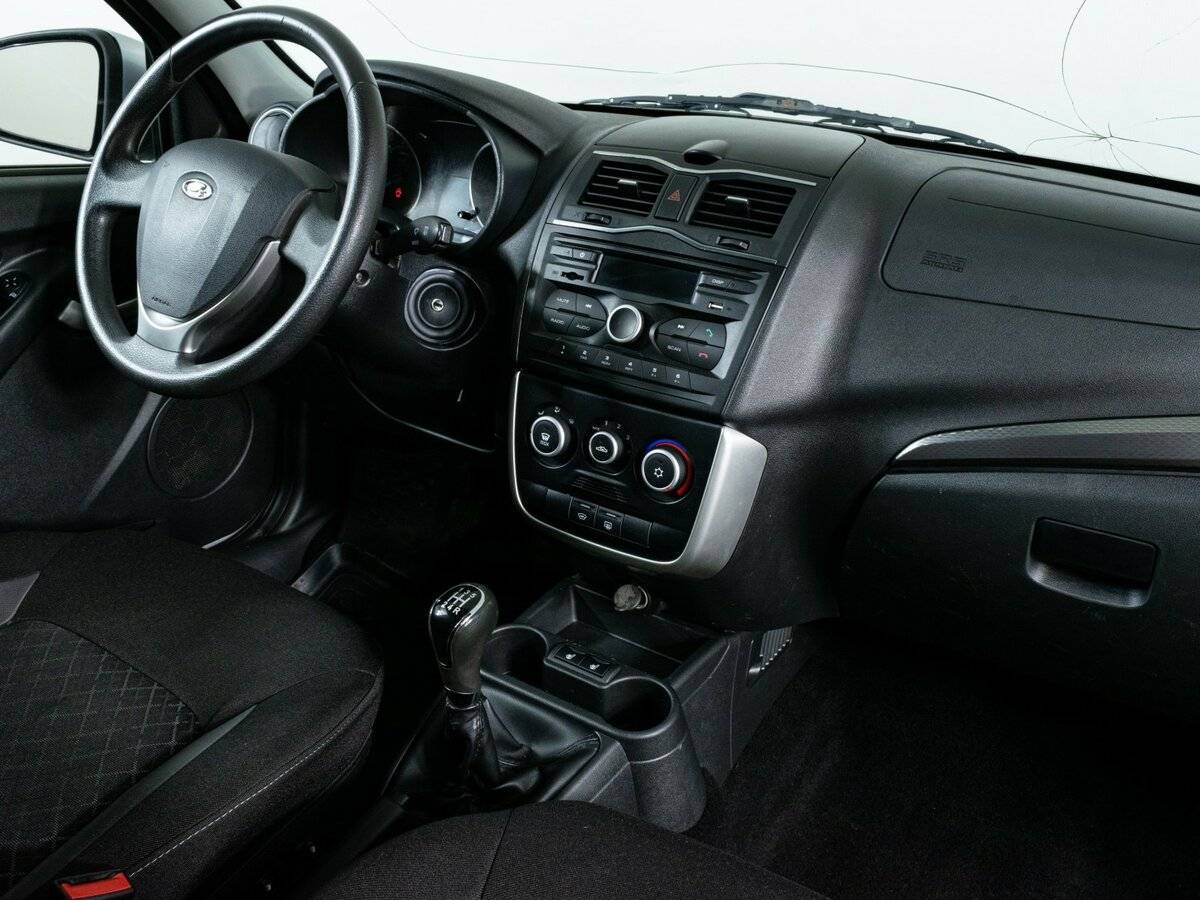 Б/У Лада (ВАЗ) Гранта 2018 года. Фото: #6