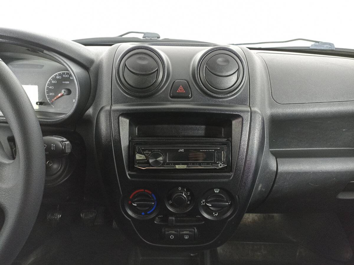 Б/У Лада (ВАЗ) Гранта 2017 года. Фото: #12