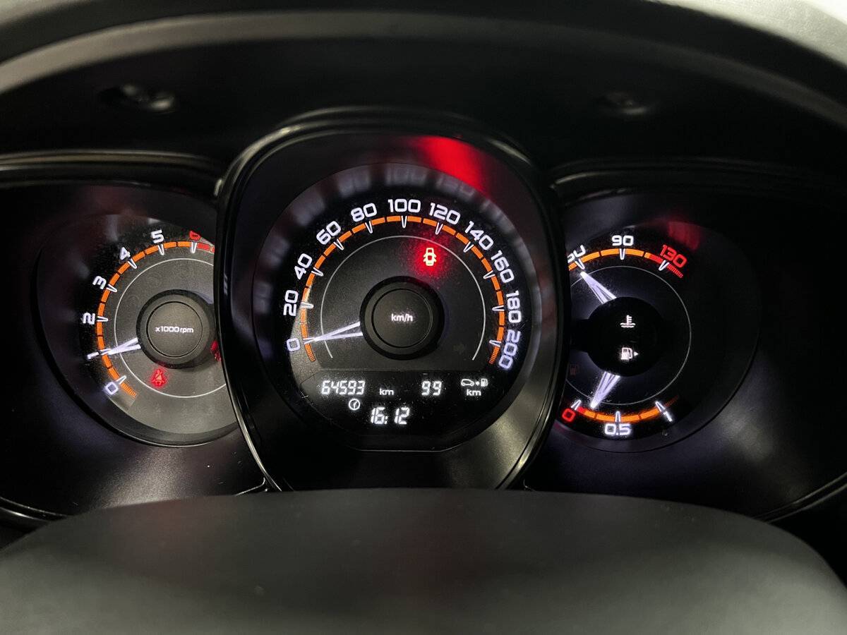 Б/У Лада (ВАЗ) Веста 2018 года. Фото: #12