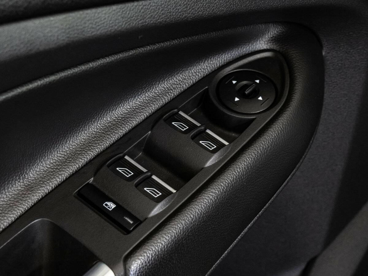 Б/У Форд Куга 2017 года. Фото: #17