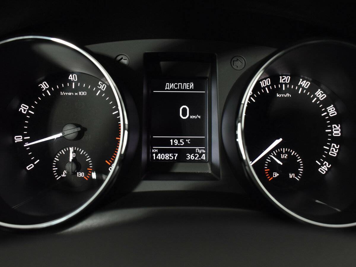 Б/У Шкода Йети 2014 года. Фото: #13