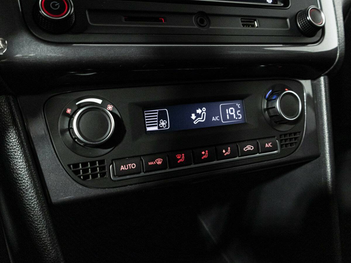 Б/У Фольксваген Поло 2018 года. Фото: #14