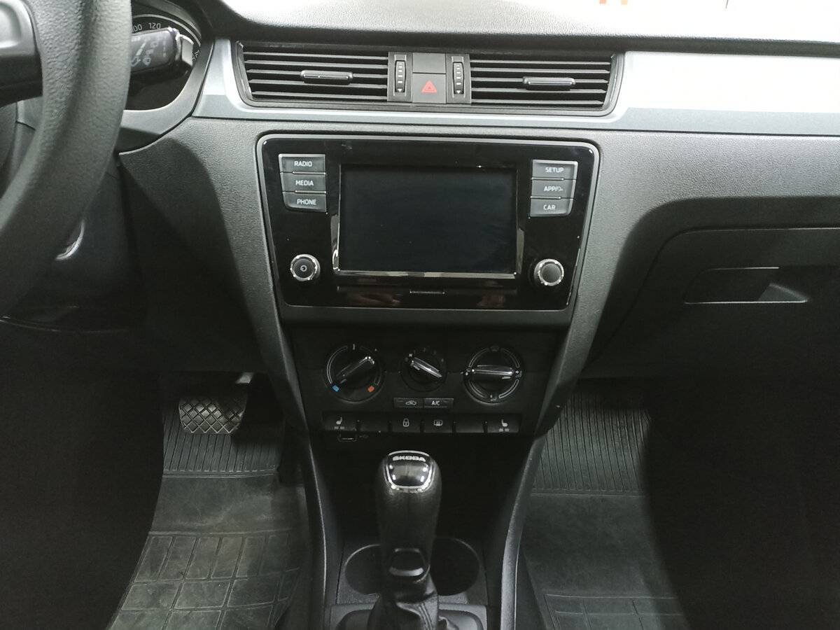 Б/У Шкода Рапид 2019 года. Фото: #14