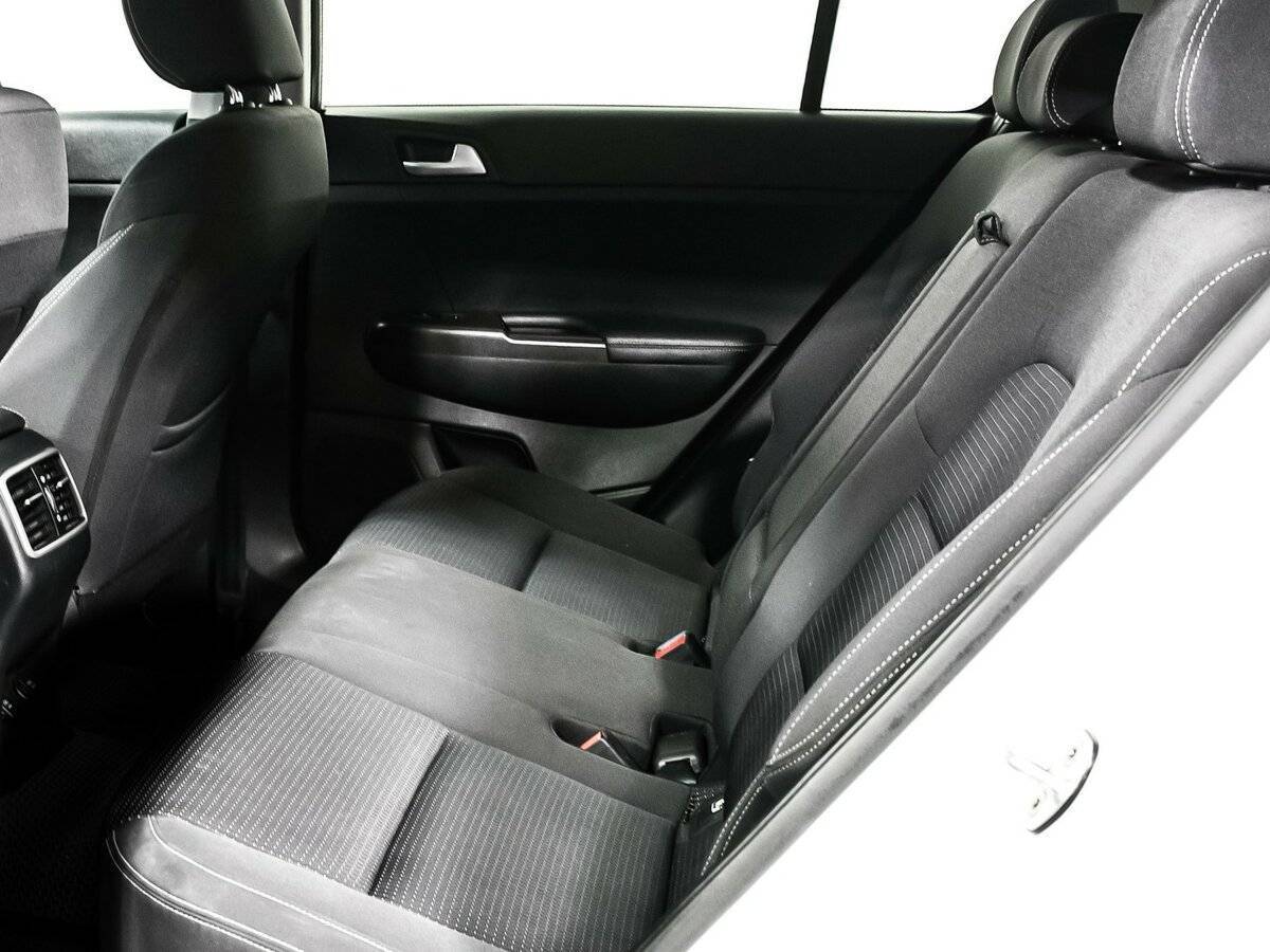 Б/У Киа Спортейдж 2016 года. Фото: #9