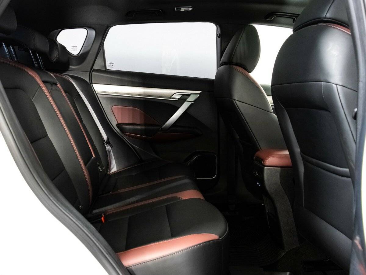 Б/У Джили Кулрэй 2021 года. Фото: #16