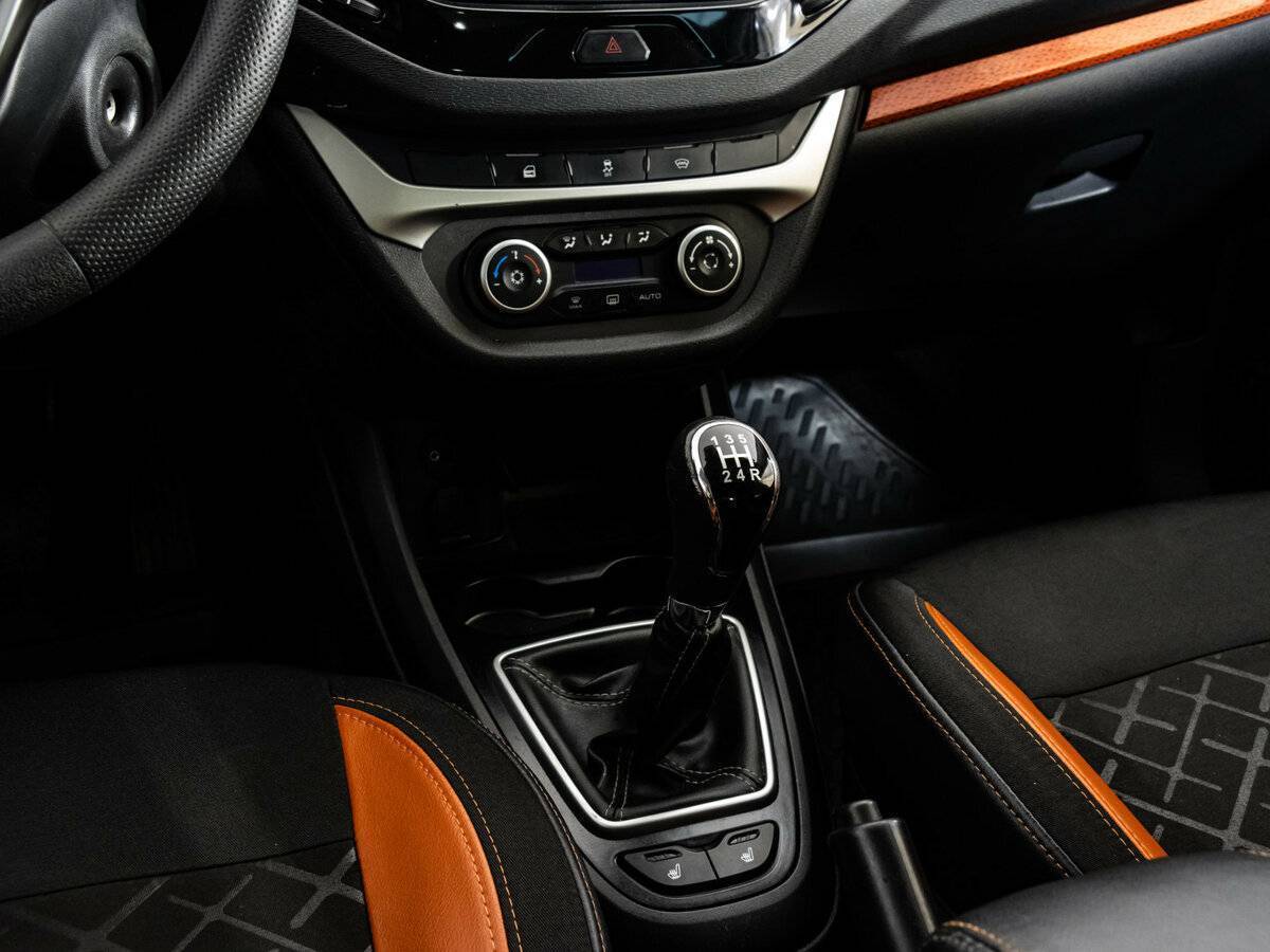 Б/У Лада (ВАЗ) Веста 2018 года. Фото: #11