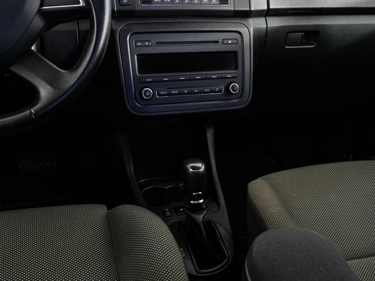 Б/У Шкода Фабия 2013 года. Фото: #12