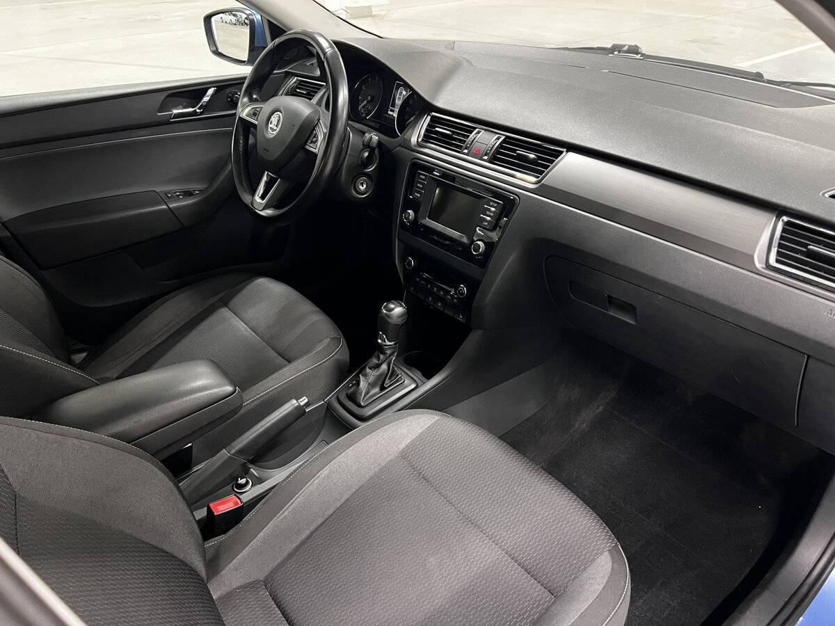 Б/У Шкода Рапид 2016 года. Фото: #10