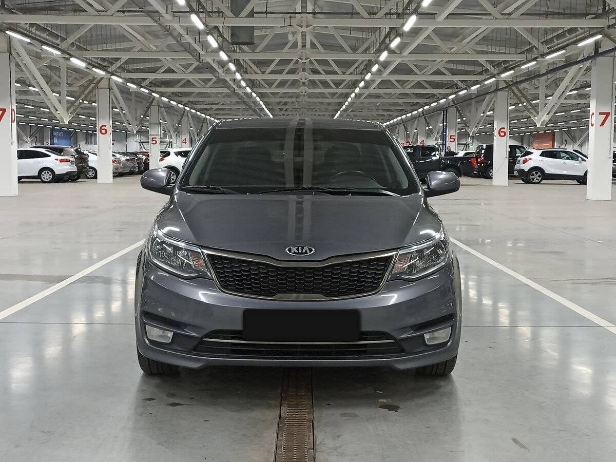 Б/У Киа Рио 2016 года. Фото: #1