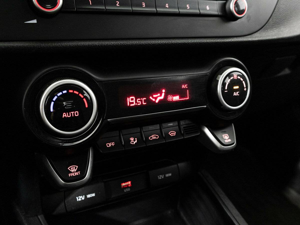 Б/У Киа Рио 2020 года. Фото: #17