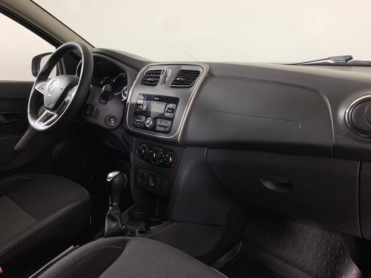 Б/У Рено Сандеро 2021 года. Фото: #12