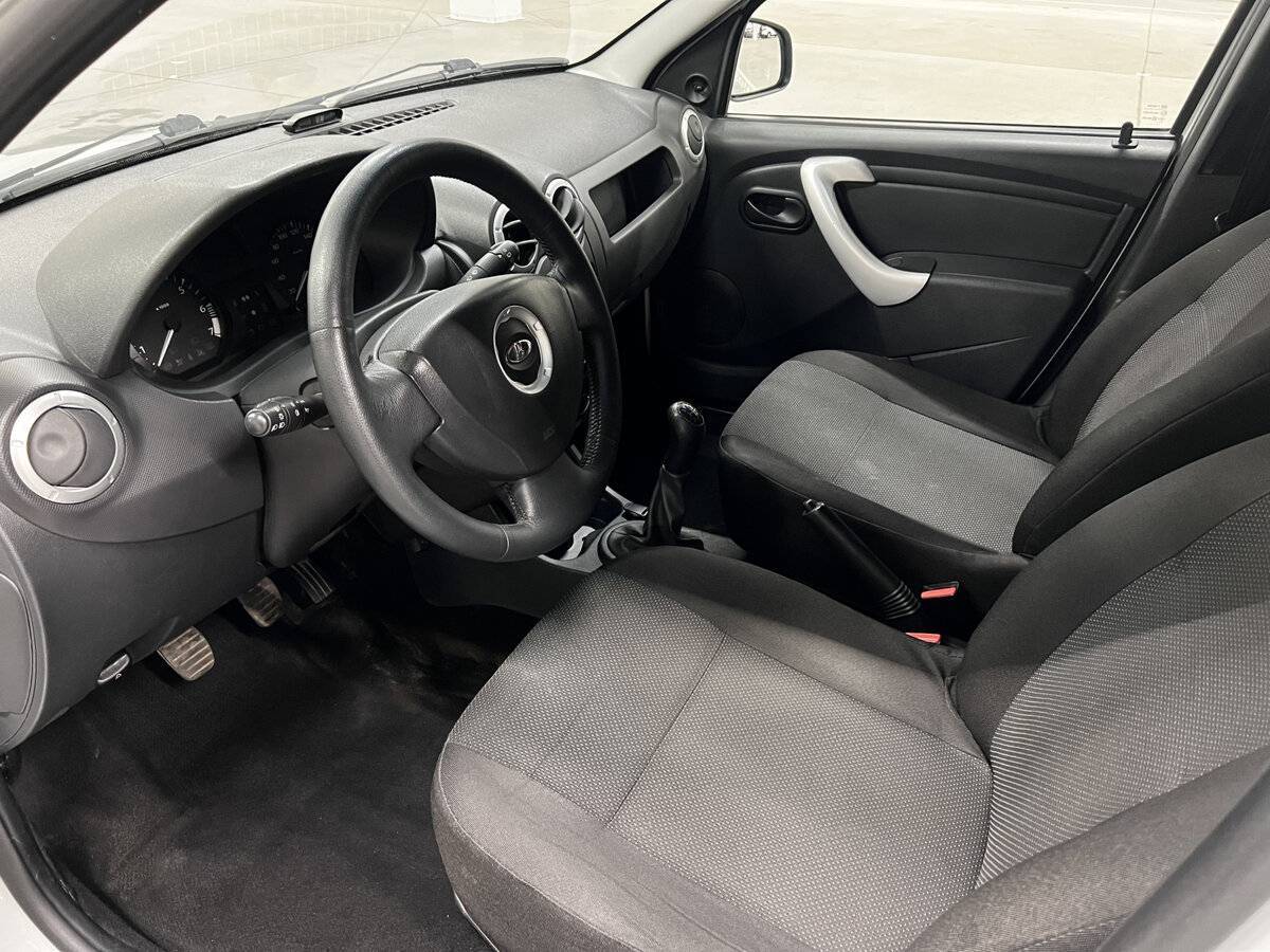 Б/У Лада (ВАЗ) Ларгус 2017 года. Фото: #15