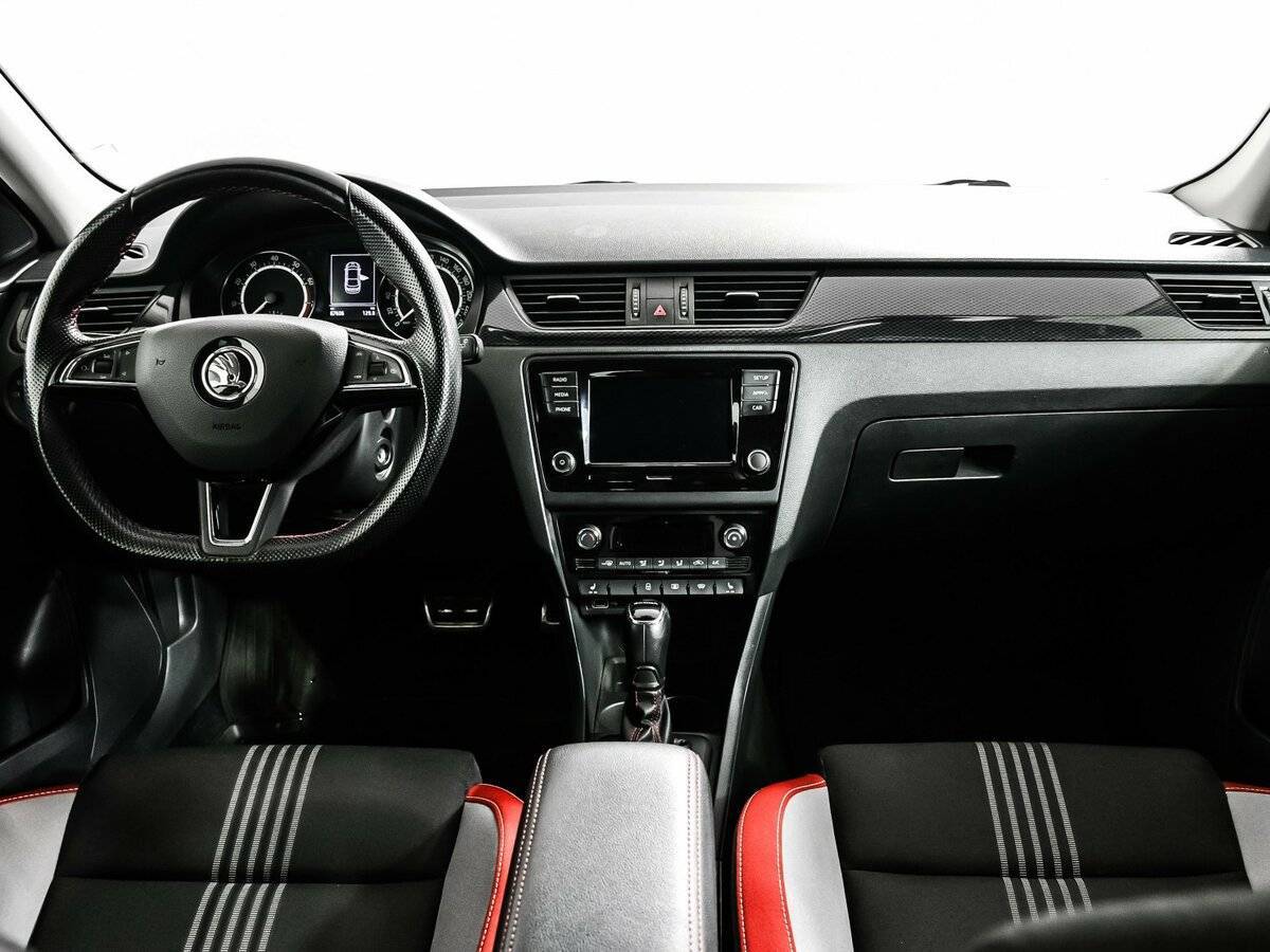 Б/У Шкода Рапид 2018 года. Фото: #10