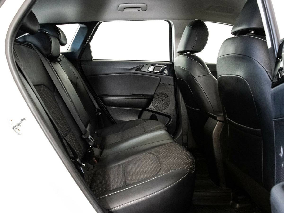 Б/У Киа Сид 2018 года. Фото: #13