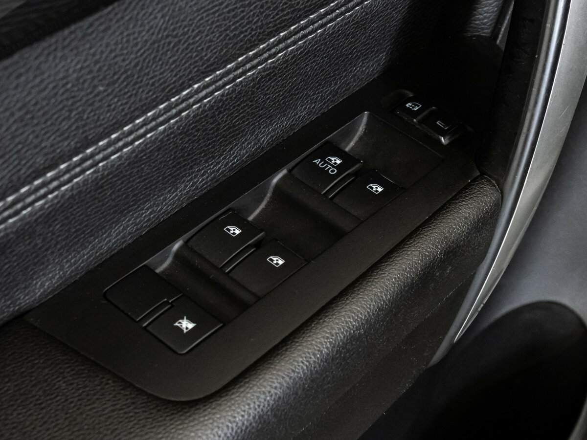 Б/У Шевроле Каптива 2015 года. Фото: #14