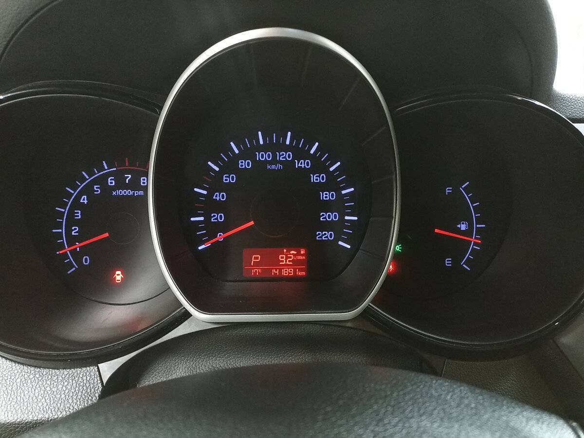 Б/У Киа Рио 2015 года. Фото: #12