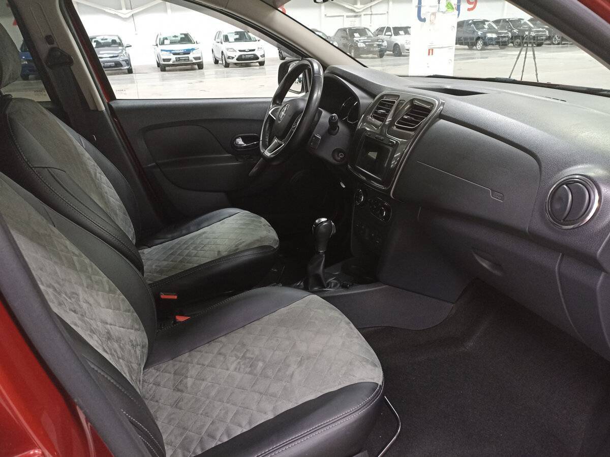 Б/У Рено Сандеро 2018 года. Фото: #10