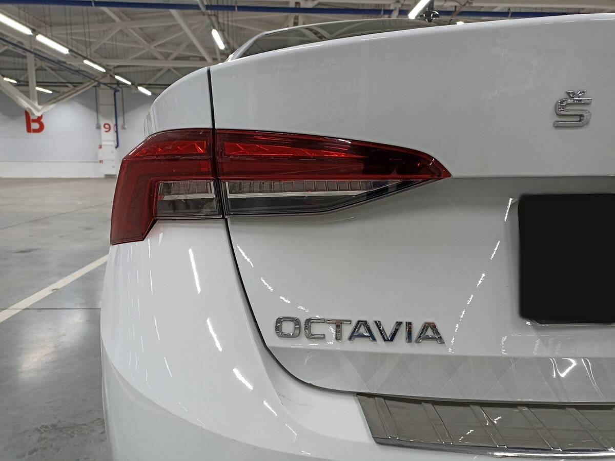 Б/У Шкода Октавия 2021 года. Фото: #8