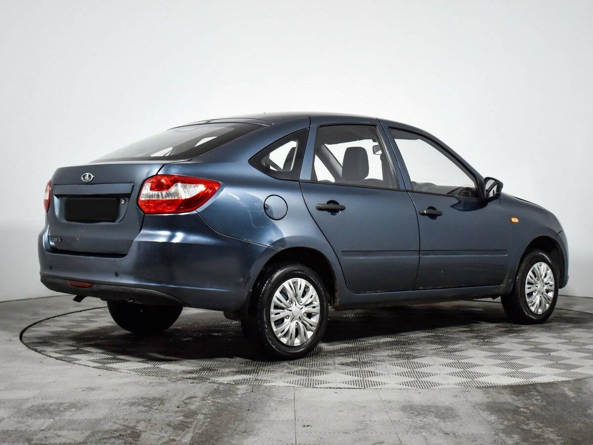 Б/У Лада (ВАЗ) Гранта 2014 года. Фото: #4