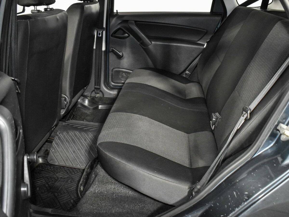 Б/У Лада (ВАЗ) Гранта 2014 года. Фото: #11