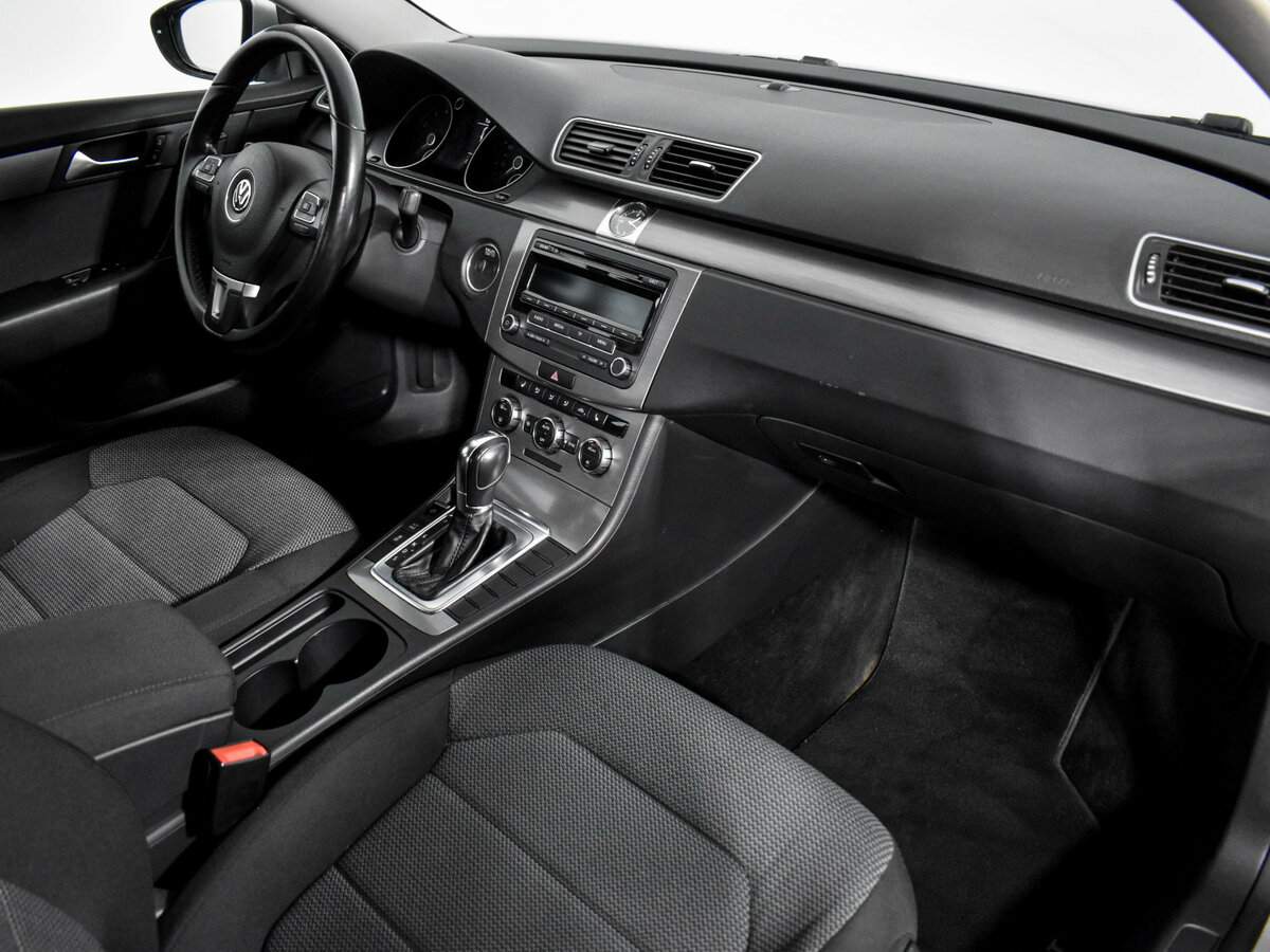 Б/У Фольксваген Пассат 2012 года. Фото: #18